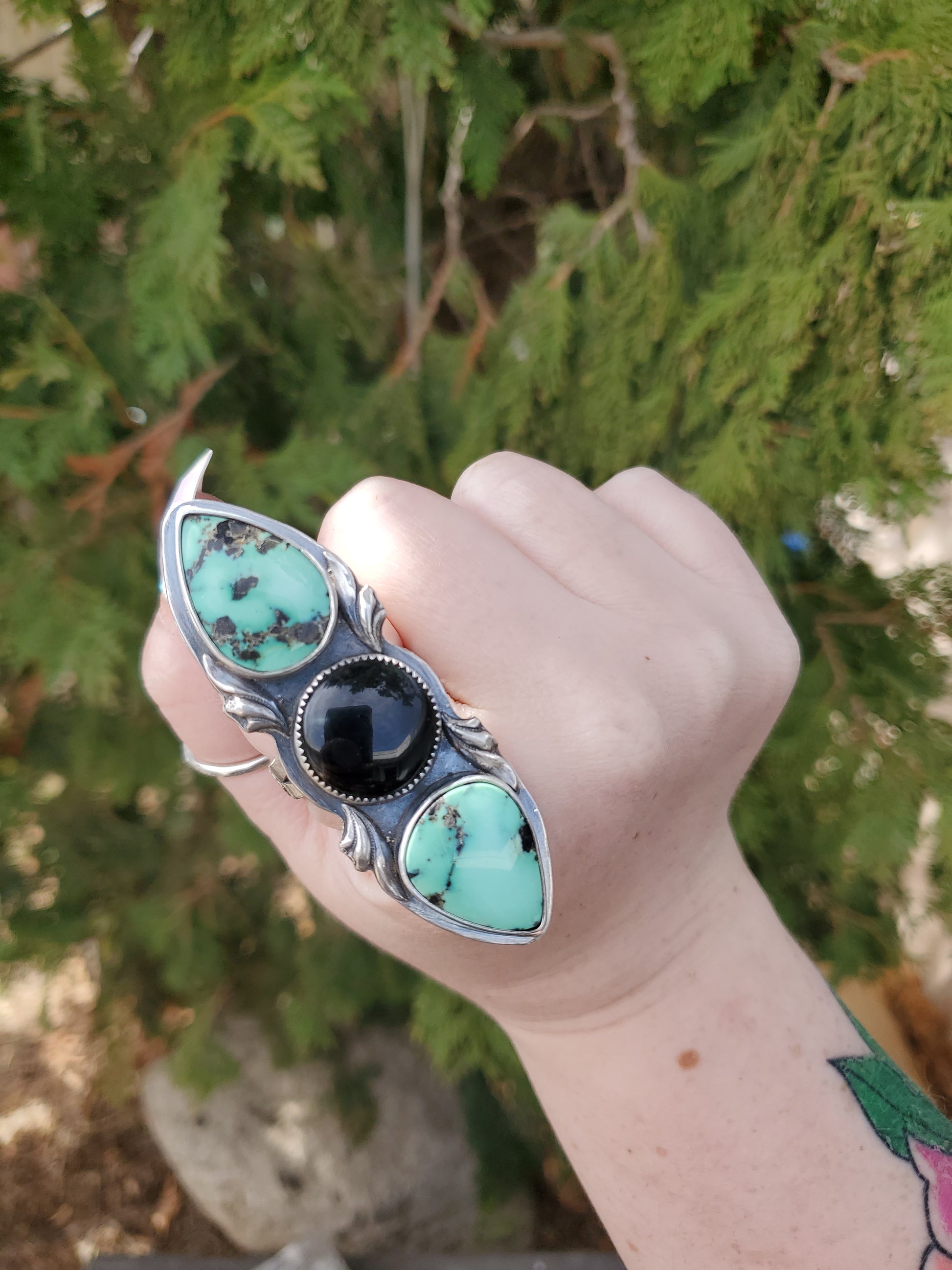 Desert Bloom Variscite & Onyx Ring Size 12 - Wood Bison Metal