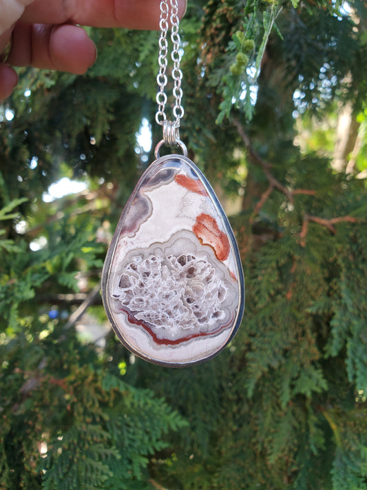 Crazy Lace Agate Necklace - Wood Bison Metal