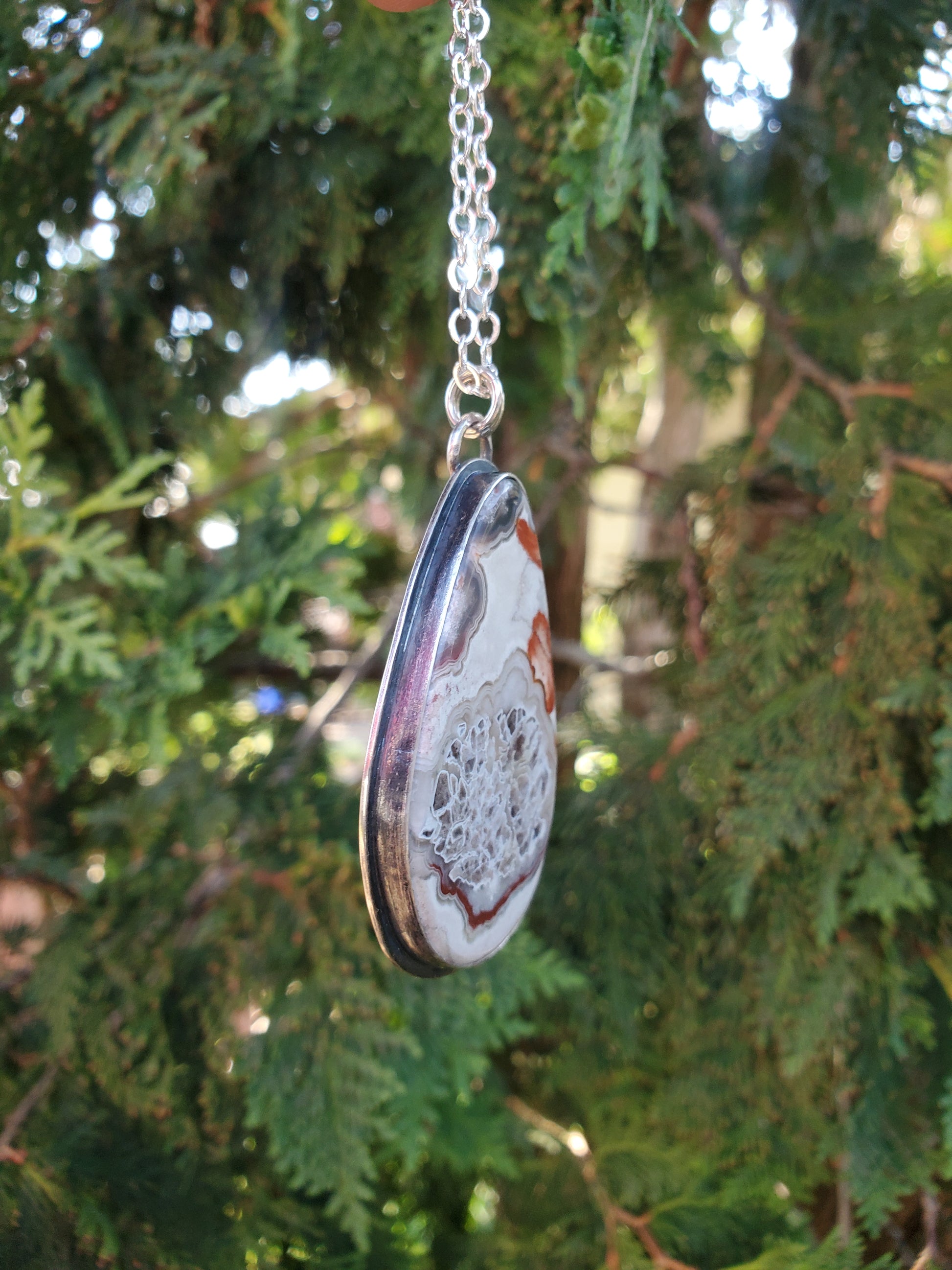 Crazy Lace Agate Necklace - Wood Bison Metal