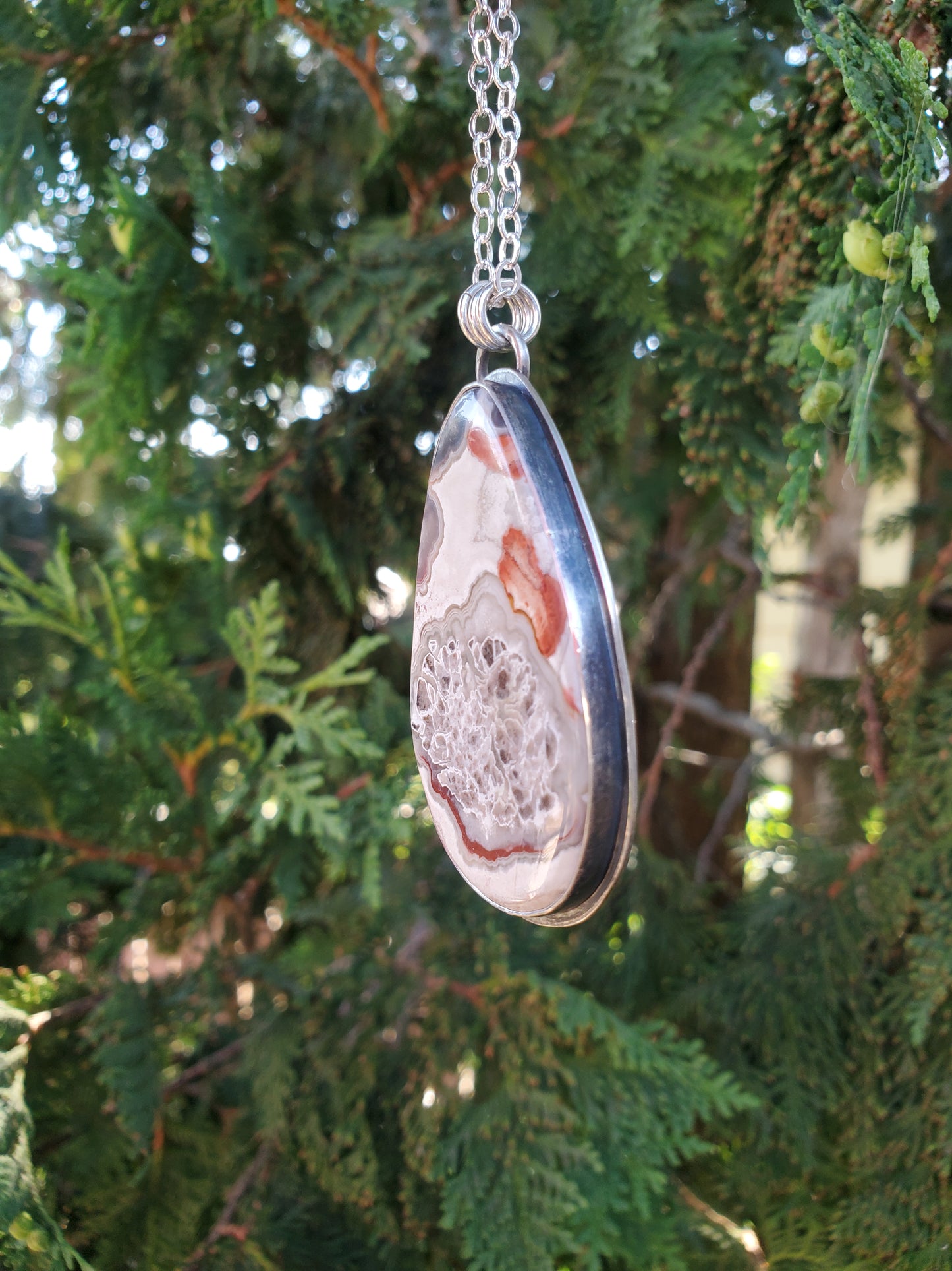 Crazy Lace Agate Necklace - Wood Bison Metal